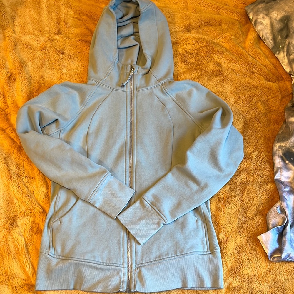 Women's Lululemon scuba full zip hoodie